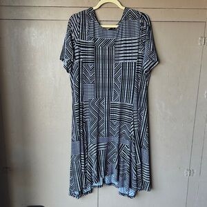 Chelsea & Theodore Monochrome Patterned Dress